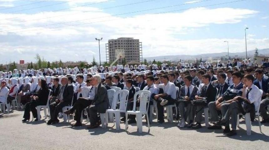 Sincan&rsquo;da Lise &Ouml;ğrencileri İ&ccedil;in Animasyon Ve G&ouml;setiriler D&uuml;zenleniyor