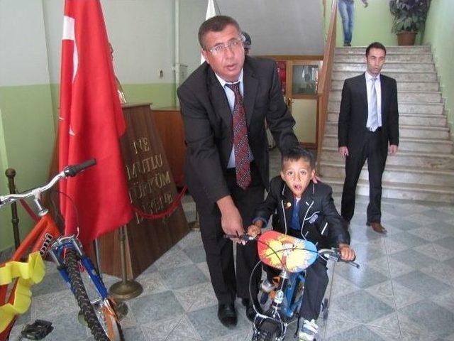 Sünnet Çocuklarına Bisiklet, Tablet Bigisayar Ve Çeyrek Altın 2