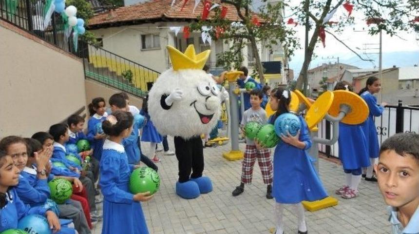 İzmit'te Emin Kaptan Parkı A&ccedil;ıldı