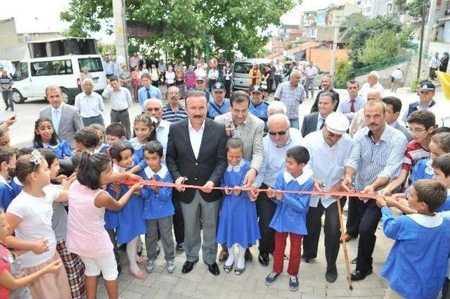 İzmit'te Emin Kaptan Parkı Açıldı