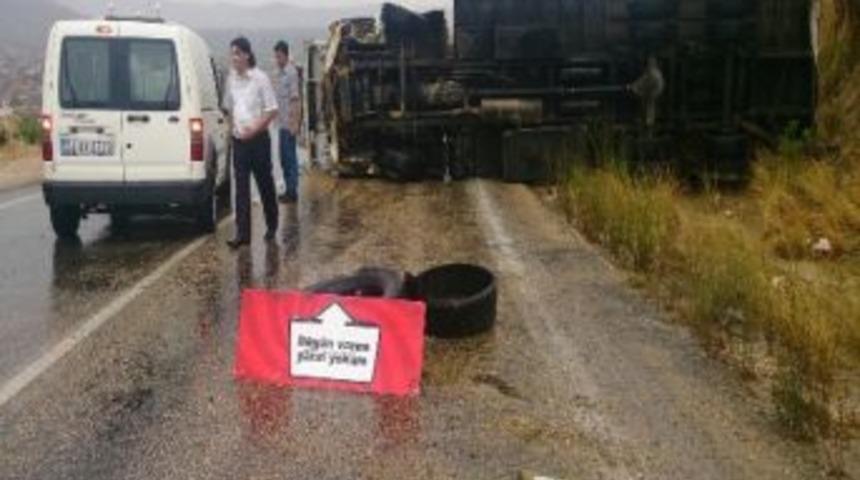 "bug&uuml;n Varım Yarın Yokum"