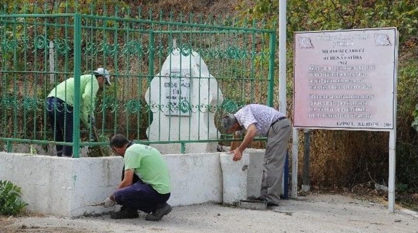 Başiskele'de Şehitlik Ve Mezarlıkların Bakımı Yapıldı
