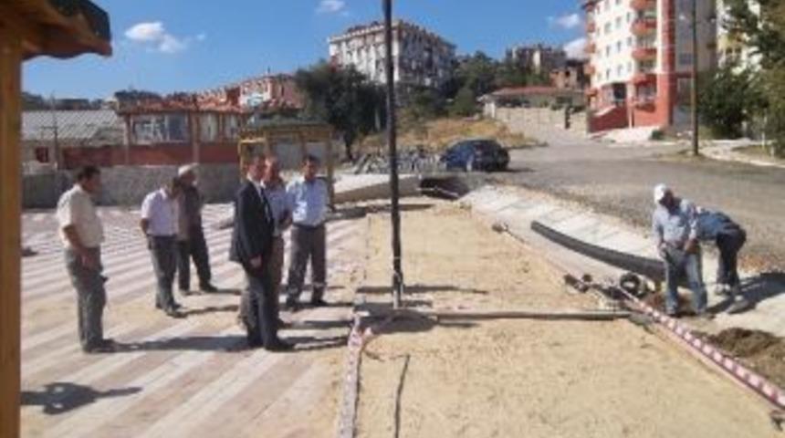 Belediye Başkan Vekili Hasan Eğilmez Park &Ccedil;alışmalarını İnceledi