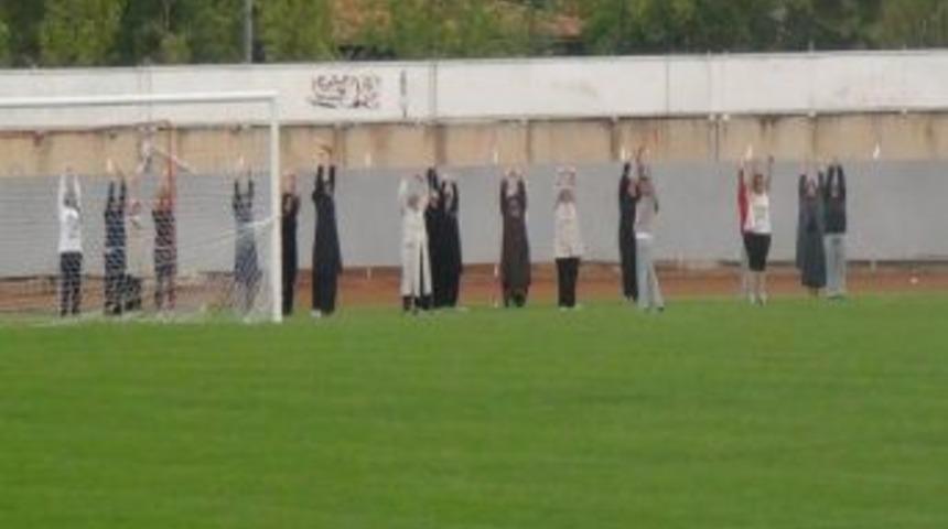 Erzincanlı Ev Hanımları Spor Yapıyor