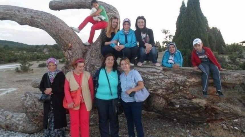 Güneşsporlu Bayanlar Doğa Yürüyüşünde