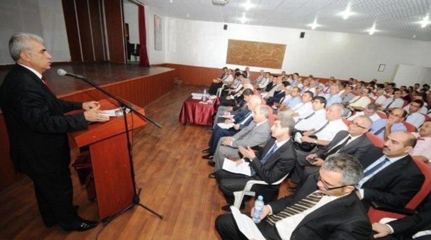 Okul Ve Kurum M&uuml;d&uuml;rleri Değerlendirme Toplantısı Yapıldı
