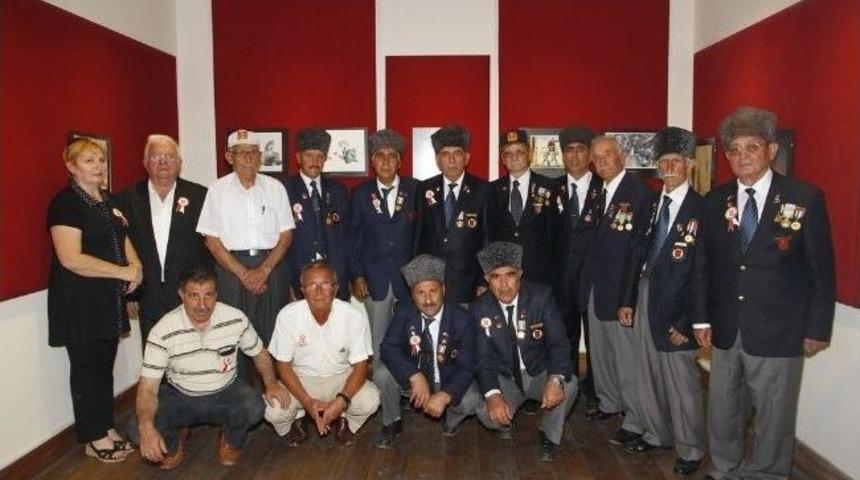 Konak'tan "gaziler G&uuml;n&uuml;"nde Gazilere Şehir Turu