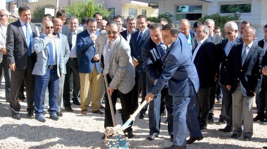 TUSKON Başkanı Meral, H&Uuml;RSİAD&rsquo;ın Yeni Binasının Temelini Attı