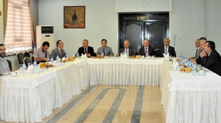 Yalova'daki Okulların Hizmetli Sıkıntısını Bakanlık &Ccedil;&ouml;zd&uuml;