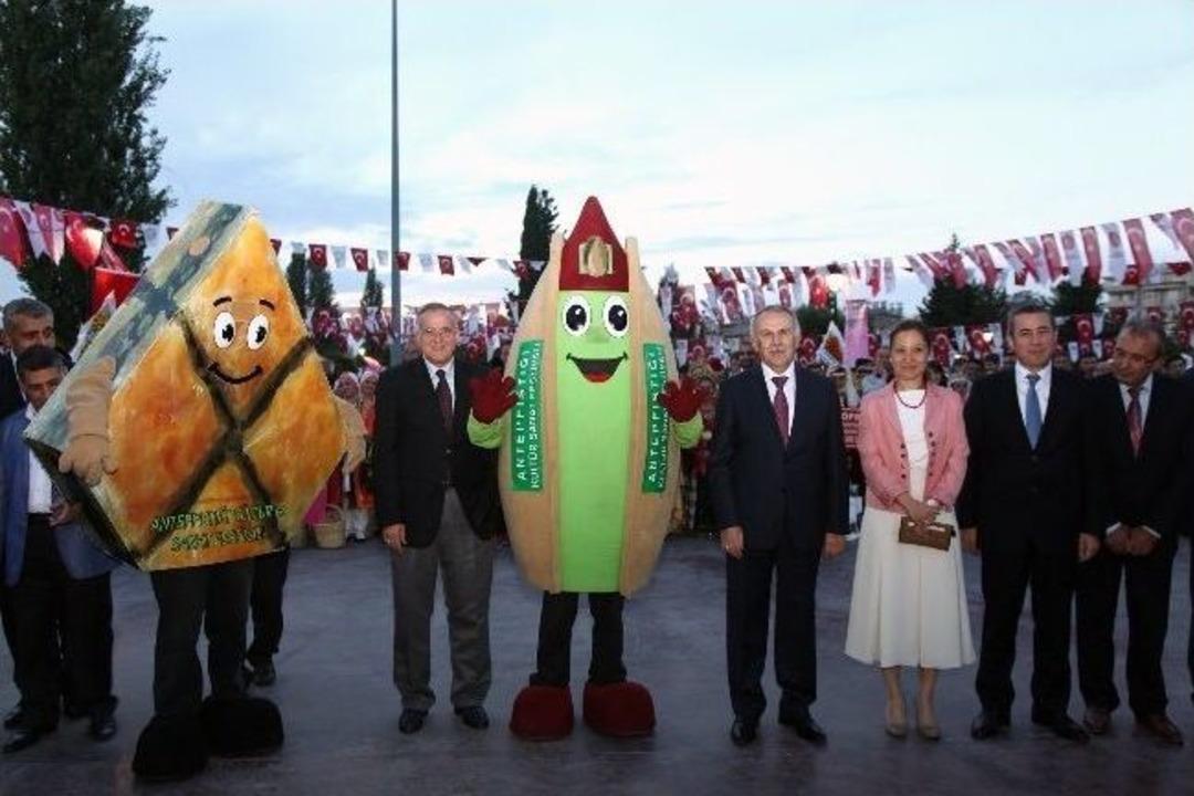 Festival Ateşi Yandı
