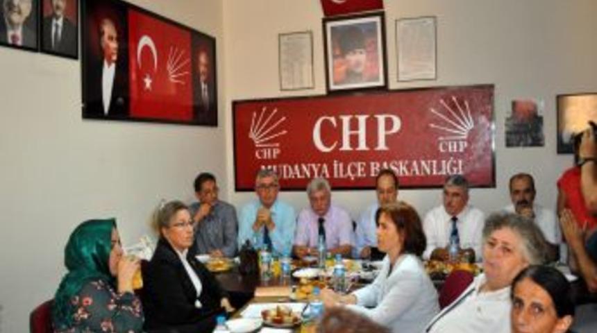 CHP'nin Aday Adayları Partili Kadınlarla Buluştu