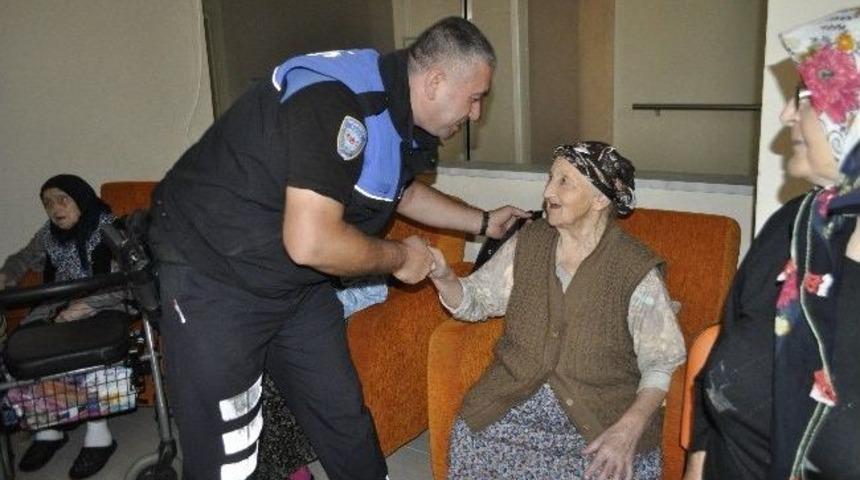 Emniyetten Huzurevi&rsquo;ne Ziyaret