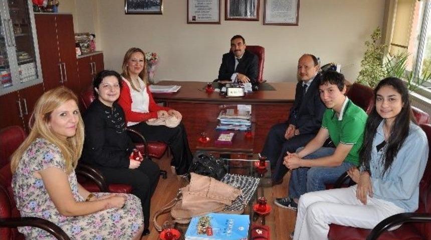 L&uuml;leburgaz Lisesi Romanya&rsquo;dan D&ouml;nd&uuml;