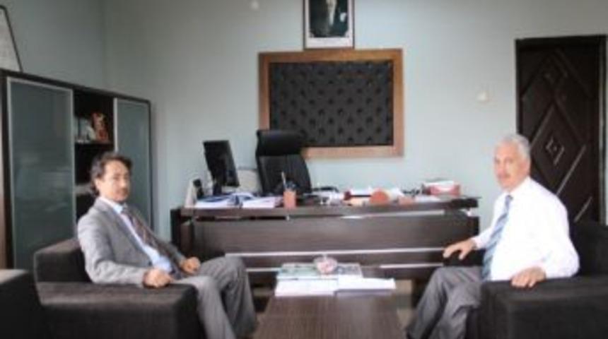 Kosgeb Kars M&uuml;d&uuml;r&uuml; Işık, &Ccedil;myo M&uuml;d&uuml;r&uuml;n&uuml; Ziyaret Etti