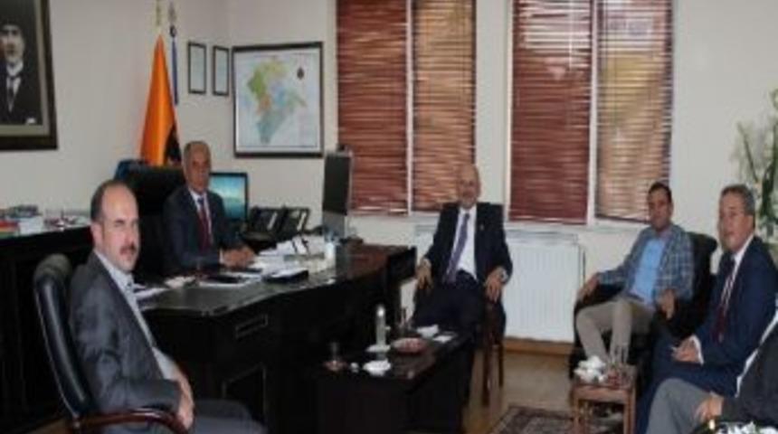 &Uuml;nver Ve Milletvekillerinden Karayolları İle Dsi B&ouml;lge M&uuml;d&uuml;rlerine Ziyaret