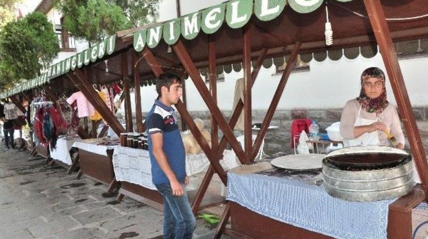 Bir Annenin Başarı &Ouml;yk&uuml;s&uuml;