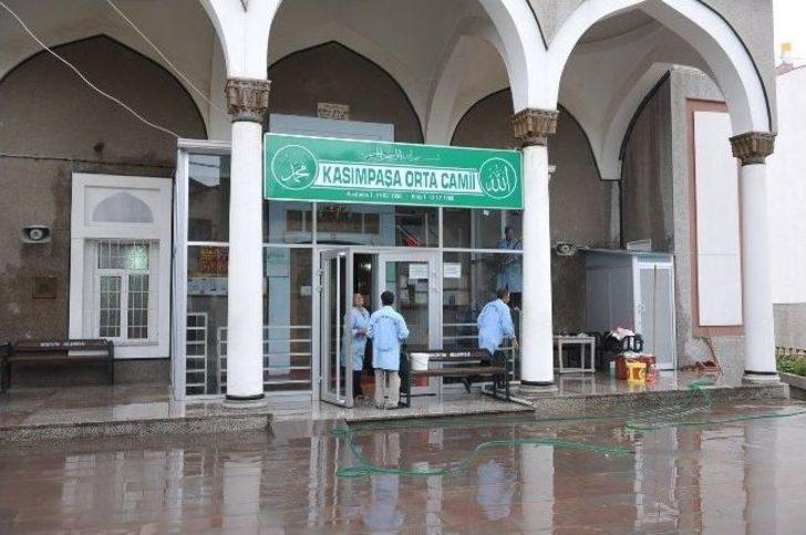 Bozüyük’te Camiler Kurban Bayramına Hazırlanıyor G5