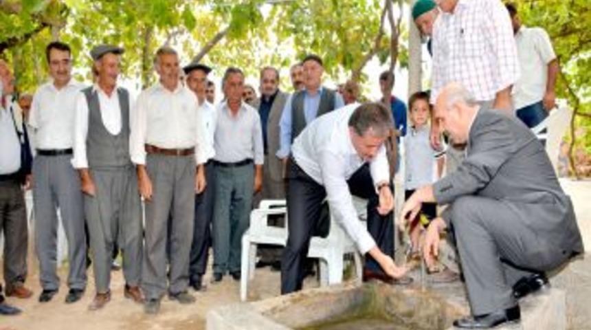 &Ouml;zal K&ouml;y&uuml;n&uuml;n I&ccedil;me Suyu Sorunu &Ccedil;&ouml;z&uuml;ld&uuml;