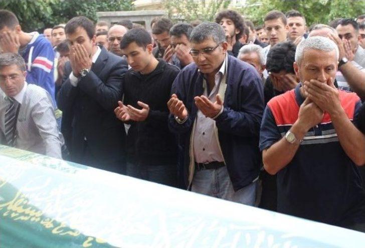 Afyon’daki Trafik Kazasında Ölenler Toprağa Verildi G4