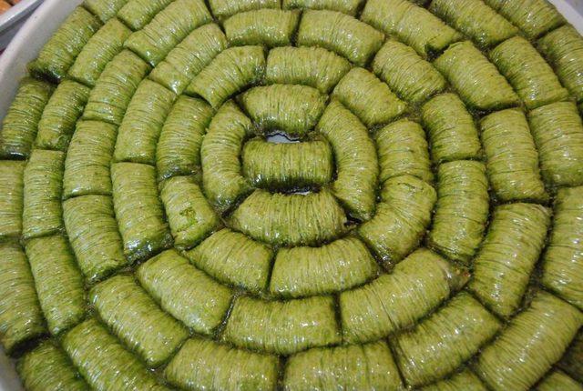 Baklava Üreticisi Fıstık Fiyatının Düşürülmesini Istiyor