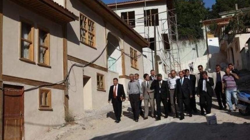 &Ccedil;omaktekin İle &Ouml;zdemir&rsquo;den Sofular Mahallesi'nde İnceleme