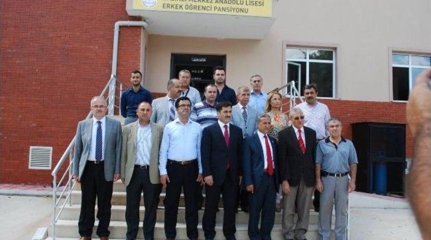 Manisa'da &Ouml;ğrencilere Kuru &Uuml;z&uuml;m Dopingi