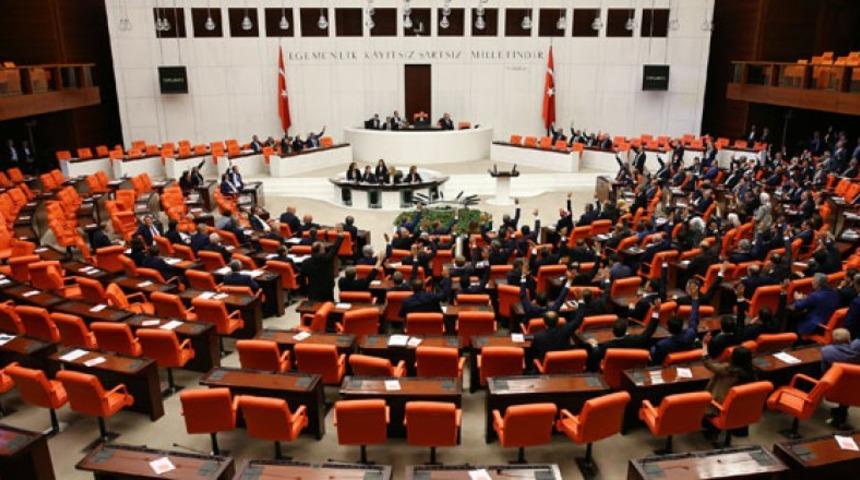 Son dakika! Eski Milletvekili Akın Özdemir hayatını kaybetti