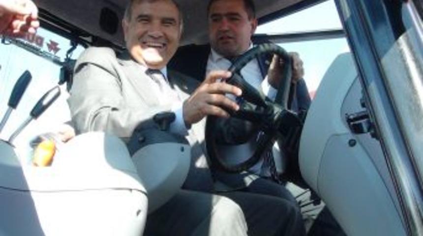 &Ccedil;ift&ccedil;iler Y&uuml;zde 50 Hibeli Trakt&ouml;rlerine Kavuştu