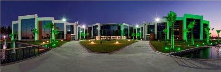 Gediz'de Bilimin Sınırlarını Zorlayan Sempozyum G4