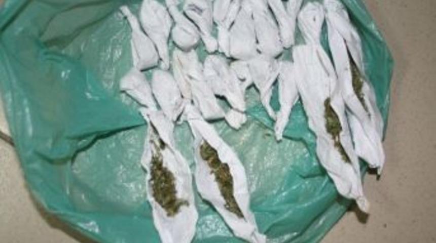 Turgutlu&rsquo;da Esrarla Yakalanan Şahıs Tutuklandı