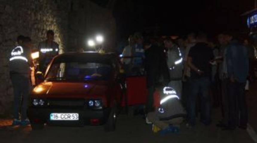 Polise Pompalı T&uuml;fek Doğrultan Şahıs Vuruldu