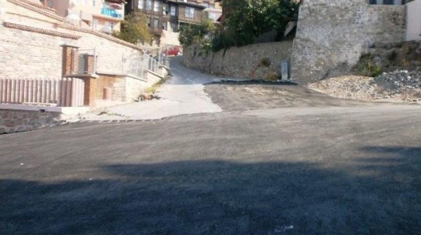 Ak&ccedil;akoca Meydanı Asfaltlandı