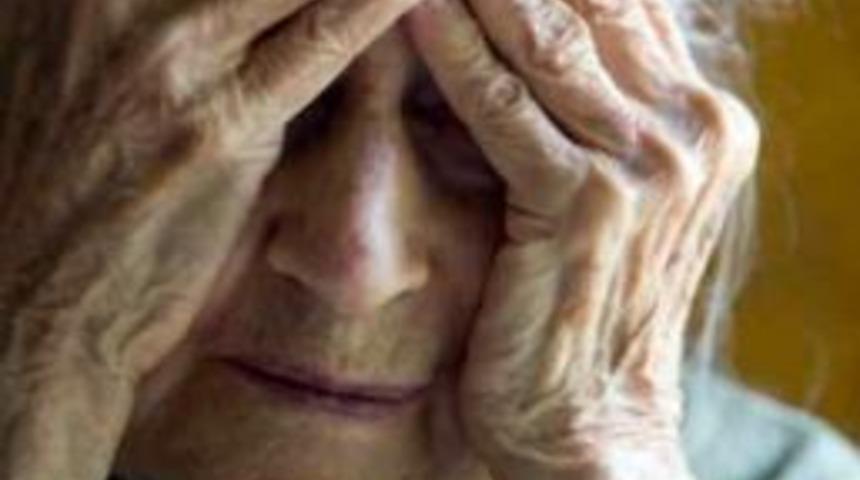 Okur; &ldquo;alzheimerı Yavaşlatmak M&uuml;mk&uuml;n&rdquo;