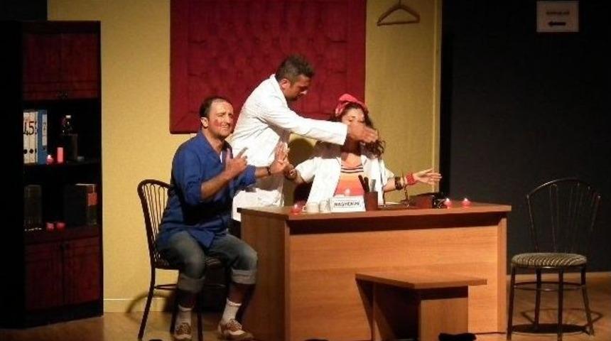 &ldquo;yabancı Değil İ&ccedil;imizden Biri&rdquo; Didim&rsquo;de Sahnelendi