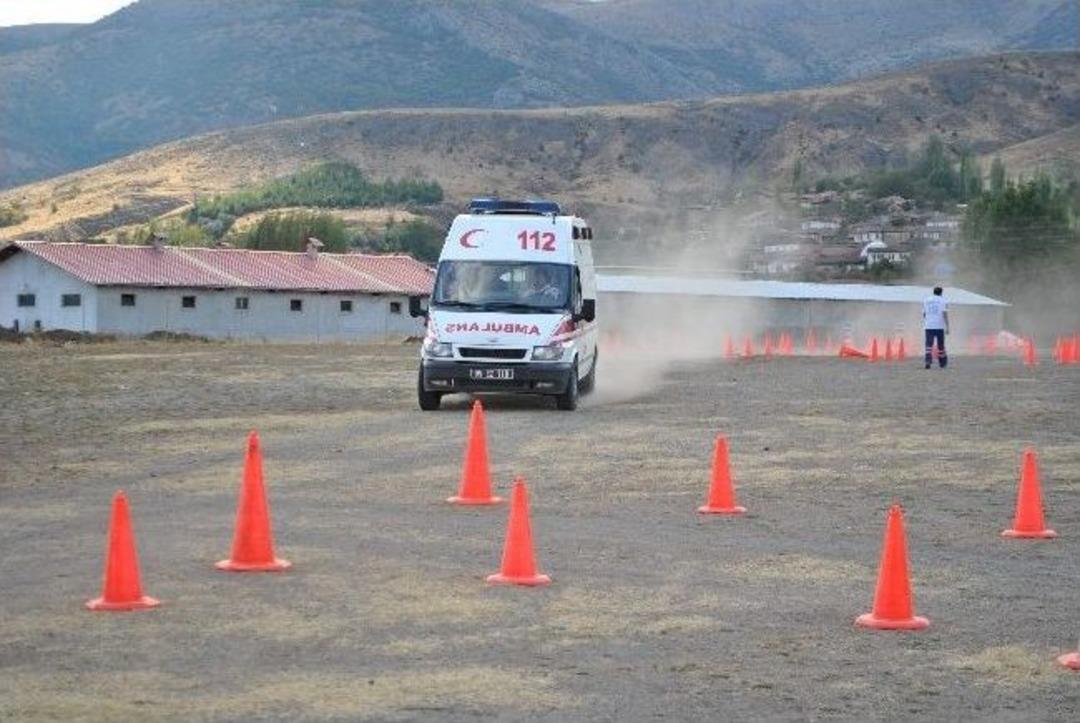 Amasya&rsquo;da 112 Personeline Ambulans S&uuml;r&uuml;ş Eğitimi