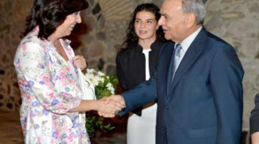 İzmir&rsquo;deki Avrupa Gecesinin G&uuml;ndemi EXPO Oldu
