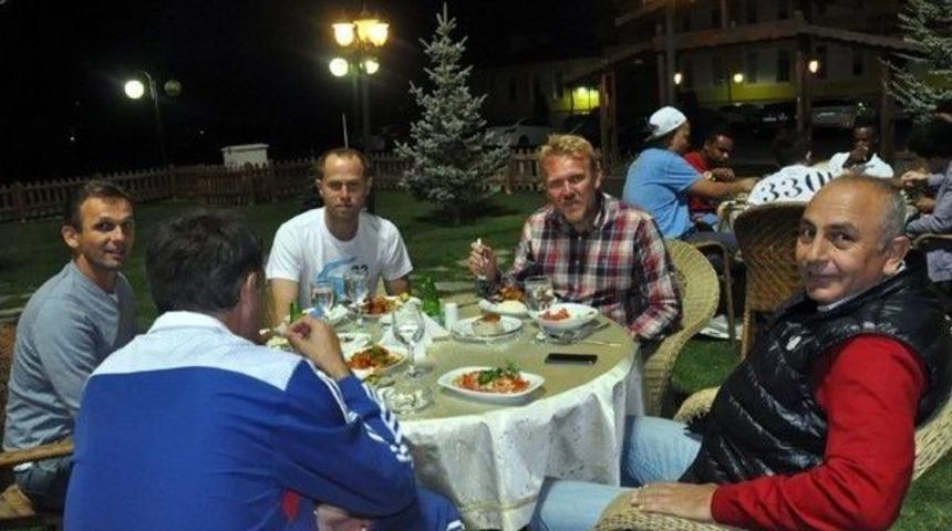 Kayserispor, Moral Yemeğinde Buluştu