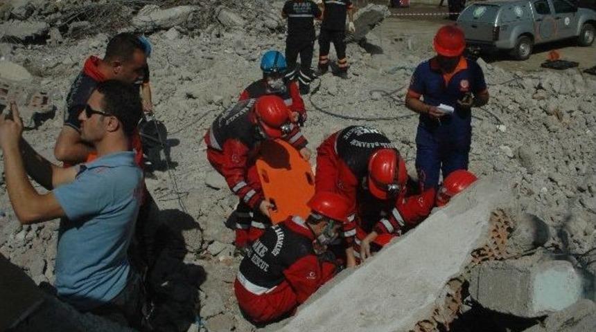 Muş&rsquo;ta Enkaz Altı Arama Kurtarma Tatbikatı