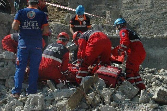 Muş’ta Enkaz Altı Arama Kurtarma Tatbikatı