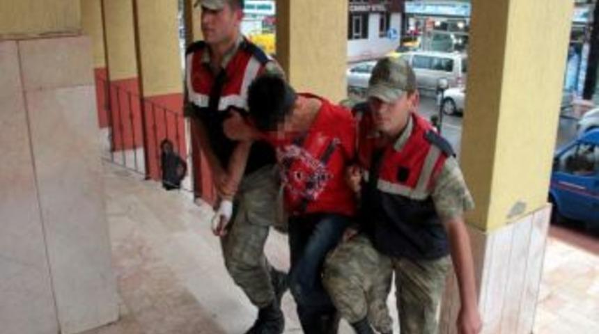 Yengesini 17 Yerinden Bı&ccedil;aklayan Gen&ccedil;, Adliyeye Sevk Edildi