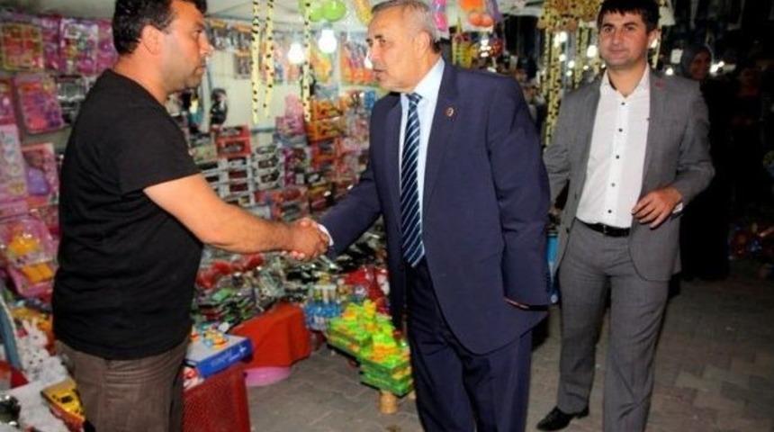 Başkan Isıkan Panayır Esnafını Ziyaret Etti