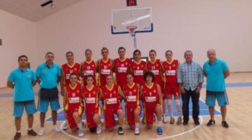 Edirnespor Kadın Basketbol Takımı Turnuvada İlk Ma&ccedil;ını Oynadı