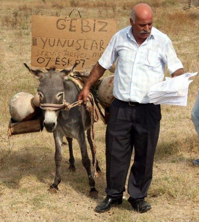 Çiftçilerden Eşekli Eylem