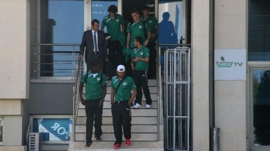 Bursaspor 3 Puan İ&ccedil;in Rize&rsquo;ye Hareket Etti