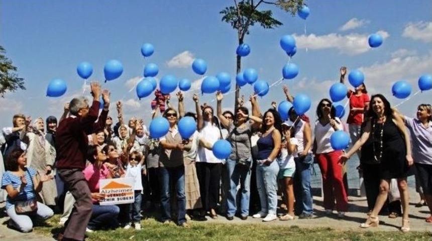 Hasta Ve Yakınları &lsquo;d&uuml;nya Alzheimer G&uuml;n&uuml;&rsquo; Nde İnciraltı&rsquo;nda Buluştu
