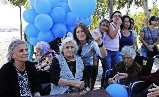 Hasta Ve Yakınları ‘dünya Alzheimer Günü’ Nde İnciraltı’nda Buluştu