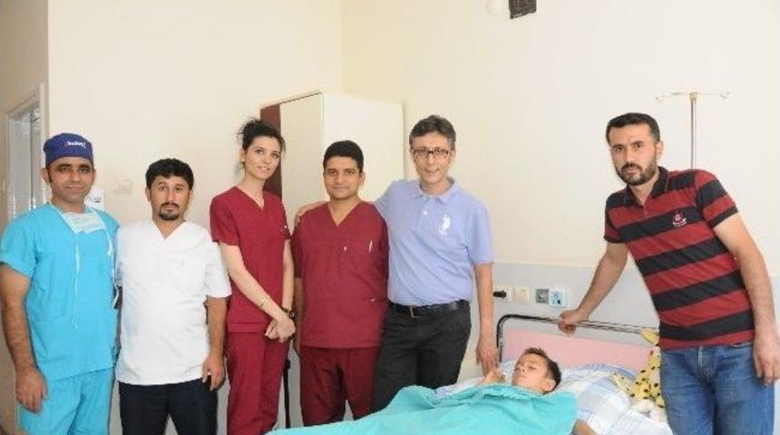 Minik Bedirhan B&ouml;brek Taşından Kurtuldu