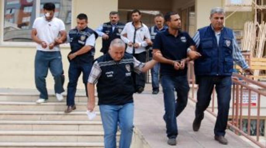 Gaziantep'teki Silahlı &Ccedil;atışmanın Ş&uuml;phelileri Adliyede