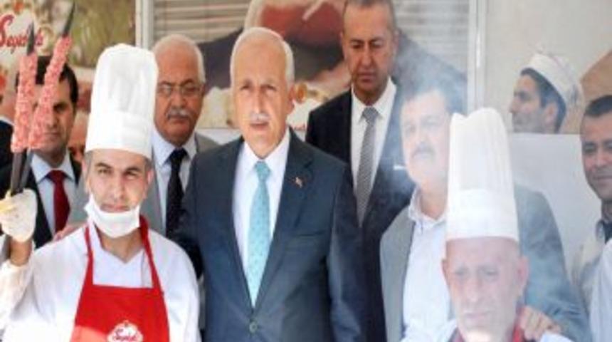 Vali Mutlu, Antep Lezzetlerini Tattı