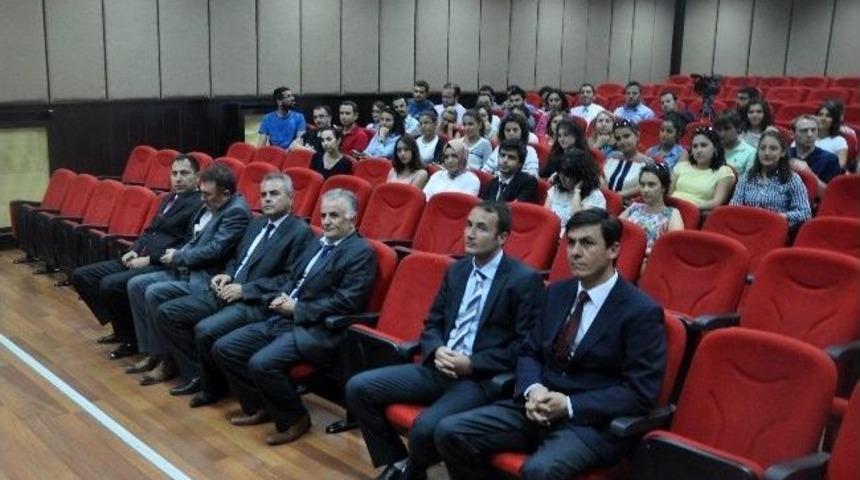 Rekt&ouml;r Yabancı Diller Y&uuml;ksekokulu Okutmanları İle Bir Araya Geldi